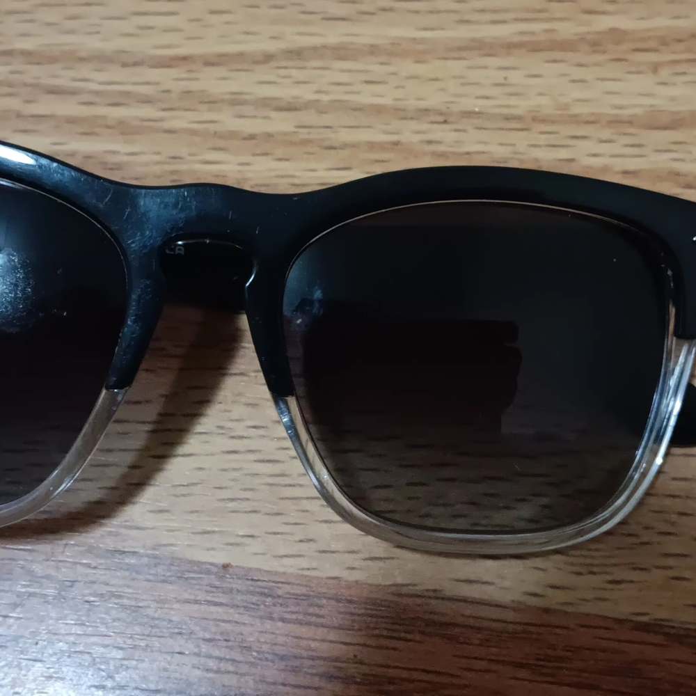 Ray-Ban Black Sunglasses